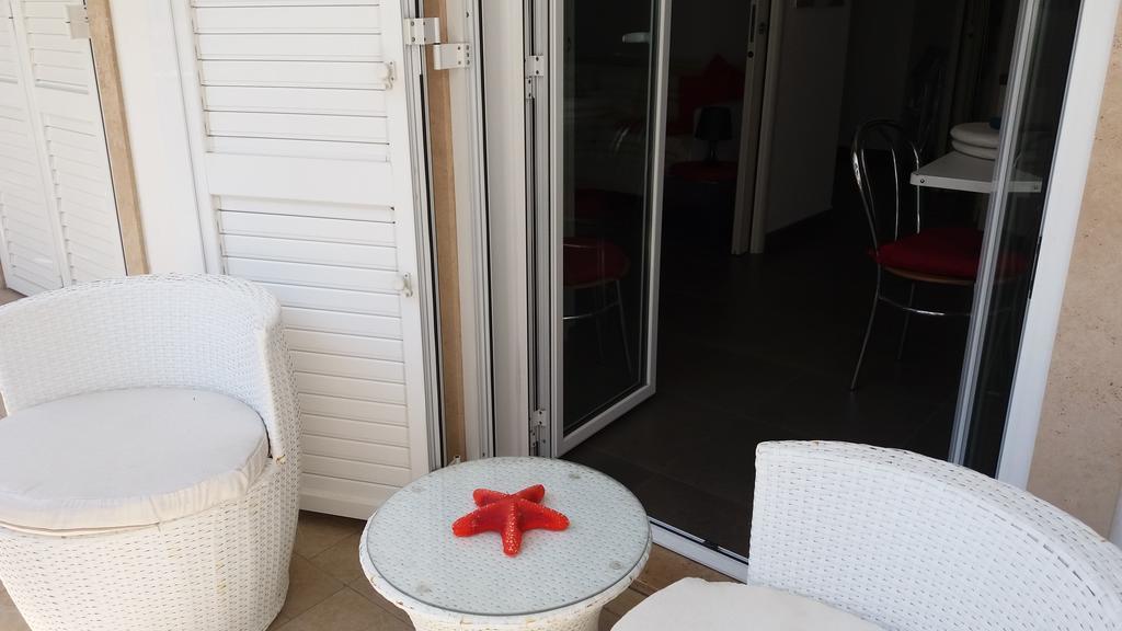 Апартаменти Sea House Сан-Бенедетто-дель-Тронто Екстер'єр фото